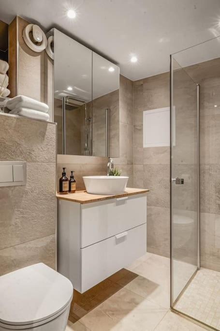 Dinbnb Apartments I Luxury Feel 100M From Bryggen ベルゲン エクステリア 写真