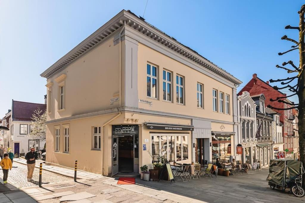 Dinbnb Apartments I Luxury Feel 100M From Bryggen ベルゲン エクステリア 写真